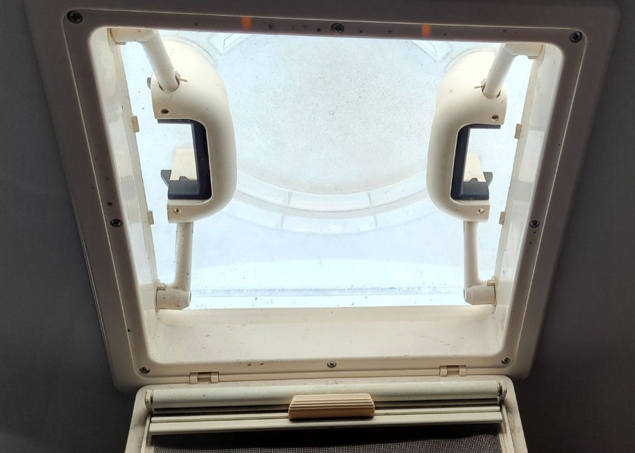 Dachfenster Bad Verriegelung